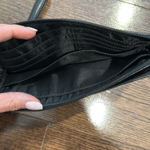 Vintage Coach Wristlet - Picture 5 of 9